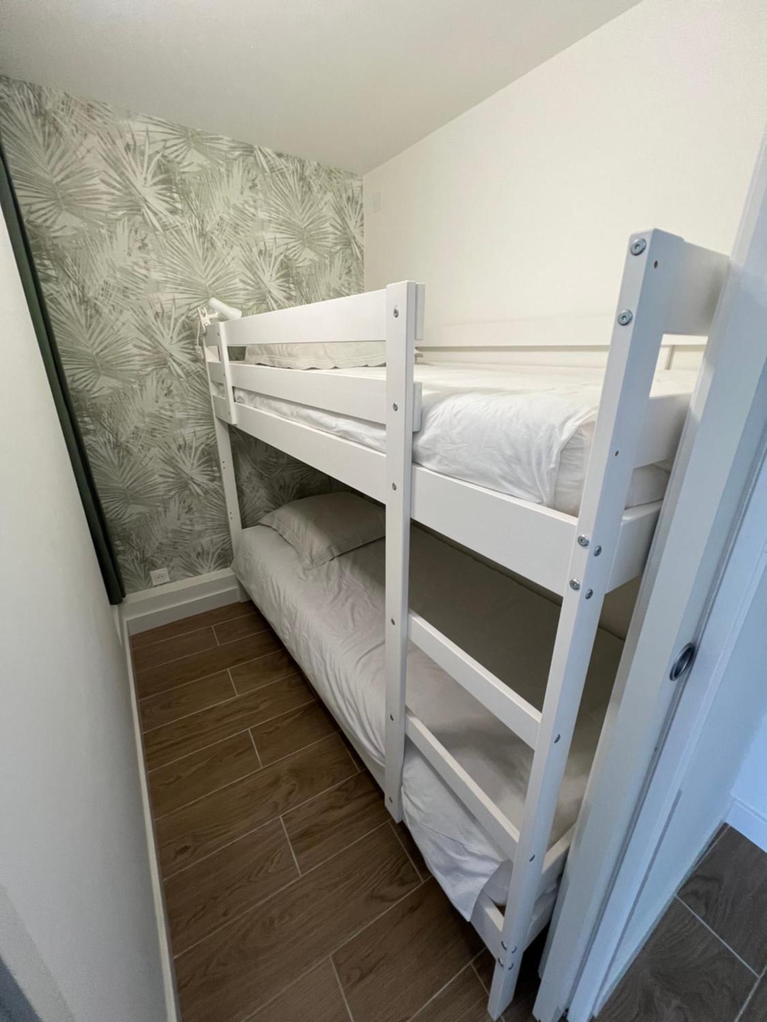 Superbe Studio Cabine Vue Mer 3 Etoiles * ลา กร็องเดอ-ม็อต ภายนอก รูปภาพ
